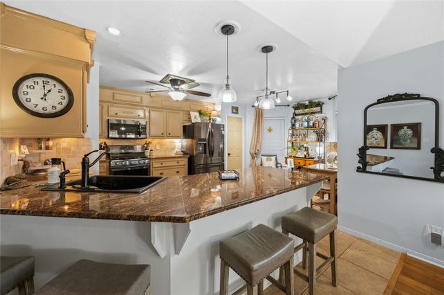3214 Kathleen Drive, Mont Belvieu, TX 77523