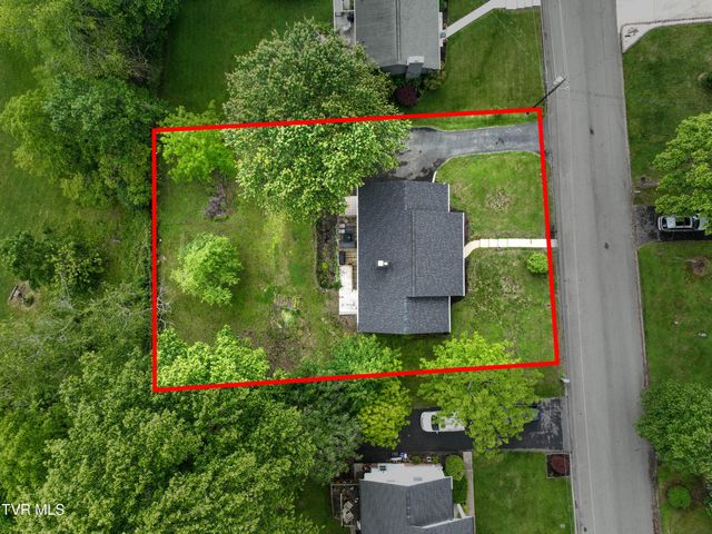 420 Brookwood Drive, Bristol, TN 37620