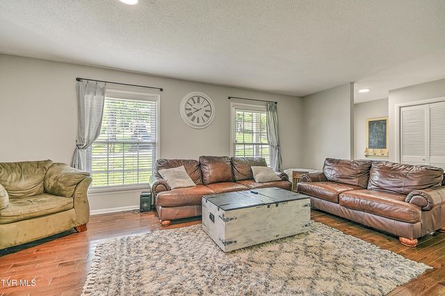 420 Brookwood Drive, Bristol, TN 37620