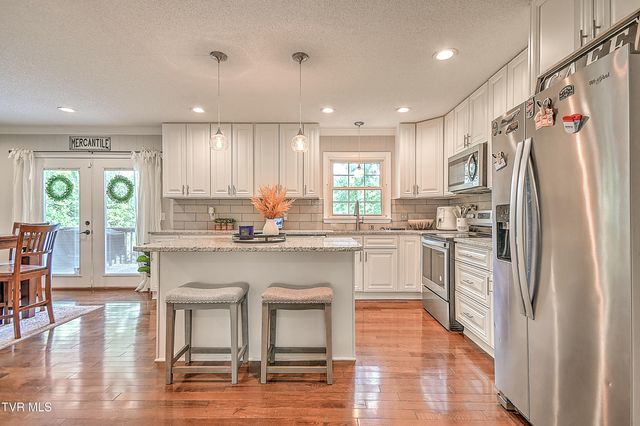 420 Brookwood Drive, Bristol, TN 37620