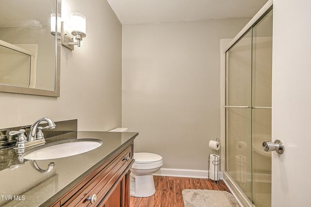 420 Brookwood Drive, Bristol, TN 37620
