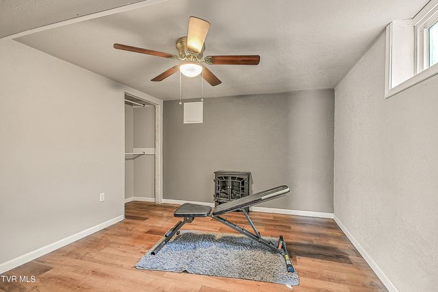 420 Brookwood Drive, Bristol, TN 37620