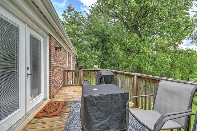 420 Brookwood Drive, Bristol, TN 37620