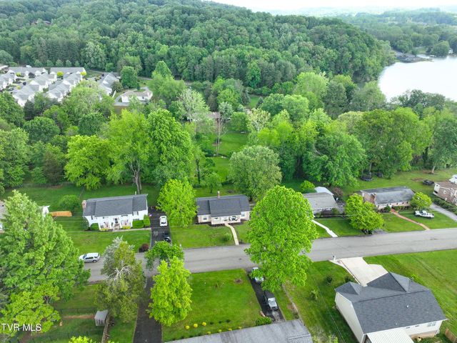 420 Brookwood Drive, Bristol, TN 37620