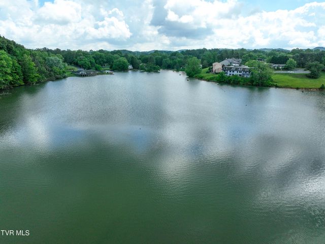 420 Brookwood Drive, Bristol, TN 37620