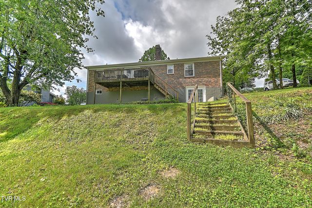 420 Brookwood Drive, Bristol, TN 37620
