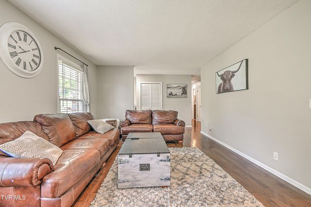 420 Brookwood Drive, Bristol, TN 37620