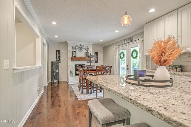 420 Brookwood Drive, Bristol, TN 37620