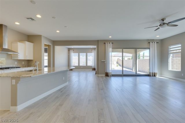 11822 Spadari Court, Las Vegas, NV 89138