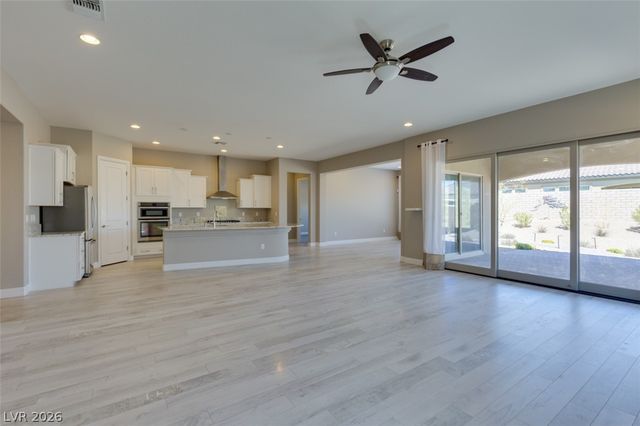 11822 Spadari Court, Las Vegas, NV 89138