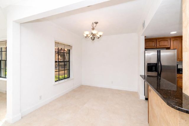 1524 SE 12th St 1, Fort Lauderdale, FL 33316