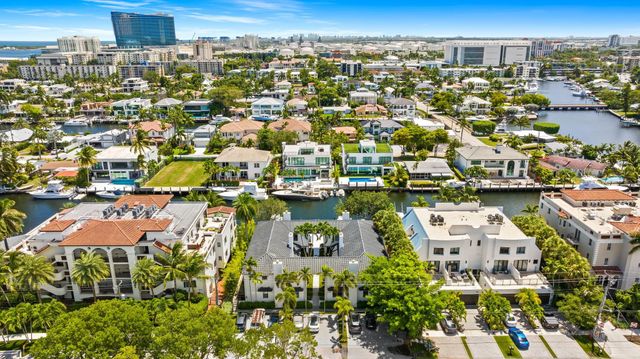 1524 SE 12th St 1, Fort Lauderdale, FL 33316