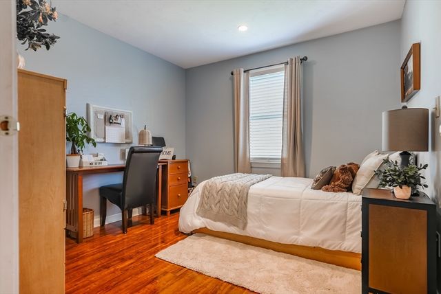 182 North Ave, Brockton, MA 02302