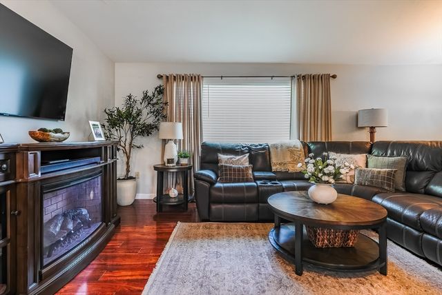 182 North Ave, Brockton, MA 02302