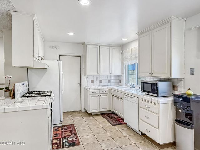 5317 Mildred Street, Simi Valley, CA 93063
