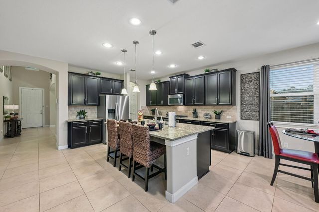 17105 Stillhouse Lake Court, Houston, TX 77044