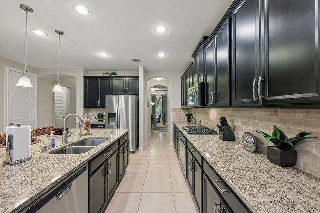 17105 Stillhouse Lake Court, Houston, TX 77044