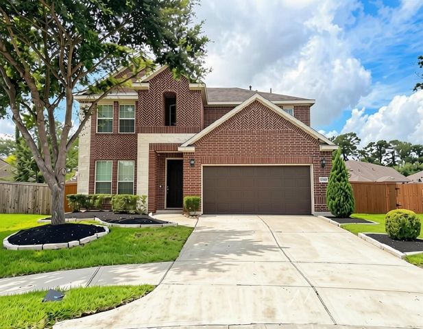 17105 Stillhouse Lake Court, Houston, TX 77044