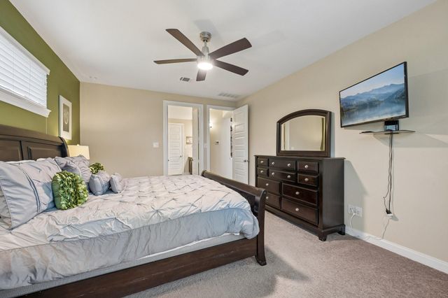 17105 Stillhouse Lake Court, Houston, TX 77044