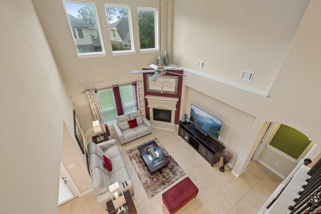 17105 Stillhouse Lake Court, Houston, TX 77044