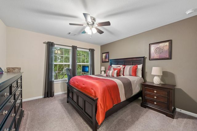 17105 Stillhouse Lake Court, Houston, TX 77044