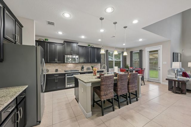 17105 Stillhouse Lake Court, Houston, TX 77044