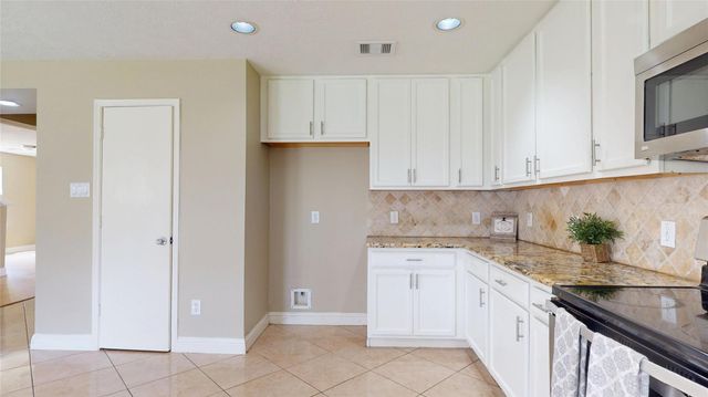 21366 Claretfield Court Circle, Humble, TX 77338