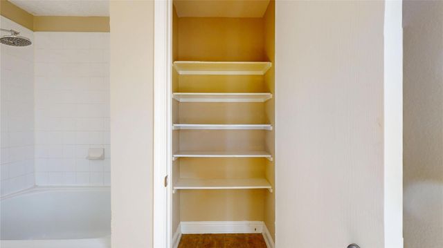 21366 Claretfield Court Circle, Humble, TX 77338