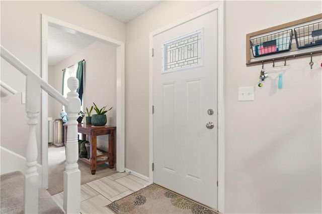 1701 E Sheridan Bridge Lane, Olathe, KS 66062