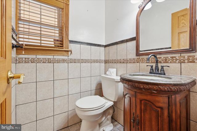 7947 MONTGOMERY AVE, Elkins Park, PA 19027