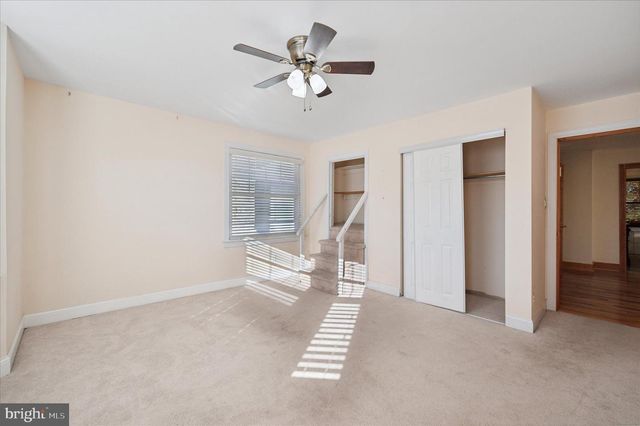 7947 MONTGOMERY AVE, Elkins Park, PA 19027