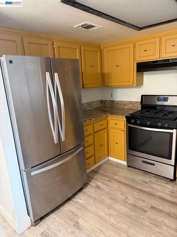 2113 Pyrenees Ave, Stockton, CA 95210
