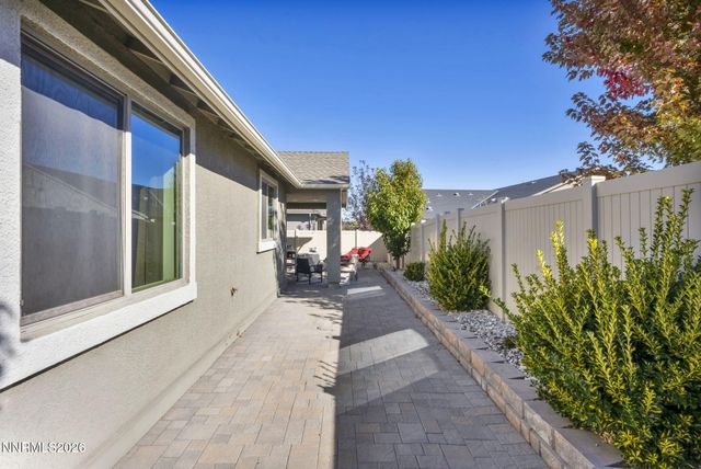 607 Riverbed Circle, Reno, NV 89521