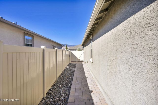 607 Riverbed Circle, Reno, NV 89521