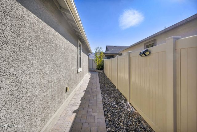607 Riverbed Circle, Reno, NV 89521