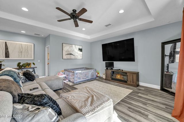 607 Riverbed Circle, Reno, NV 89521