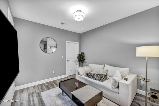 607 Riverbed Circle, Reno, NV 89521