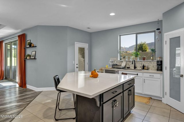 607 Riverbed Circle, Reno, NV 89521