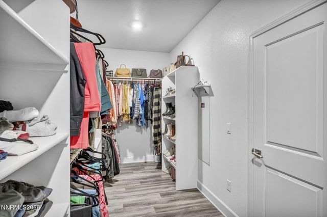 607 Riverbed Circle, Reno, NV 89521