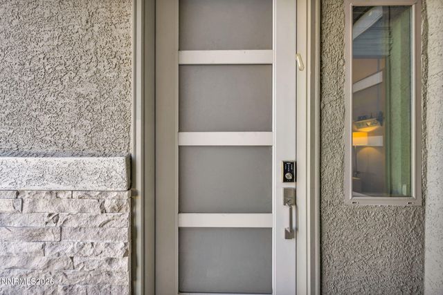 607 Riverbed Circle, Reno, NV 89521
