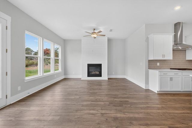 171 Crimson Feather Drive, Jefferson, GA 30549