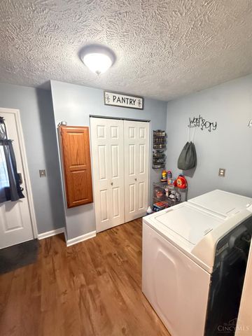 7249 Fairground Road, Blanchester, OH 45107