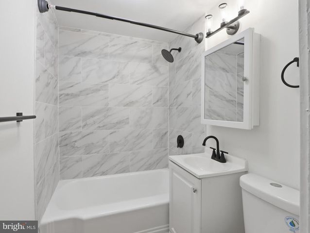 5600 PATRICK HENRY DR, Baltimore, MD 21225