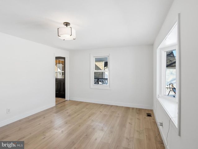 5600 PATRICK HENRY DR, Baltimore, MD 21225