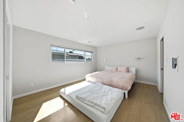 1342 Stanford Street 7, Santa Monica, CA 90404