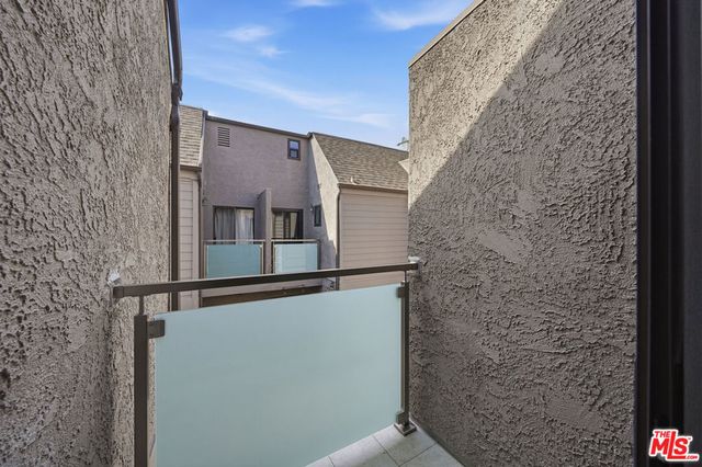 1342 Stanford Street 7, Santa Monica, CA 90404