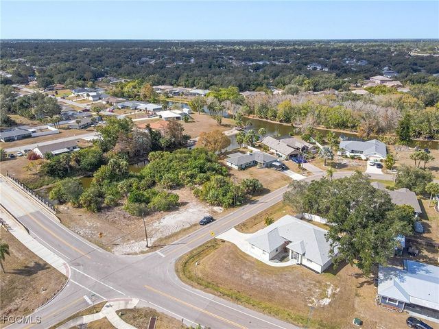 1345 Sheehan BLVD, Port Charlotte, FL 33952