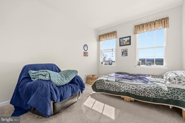 18184 PRESIDIO PL, Round Hill, VA 20141