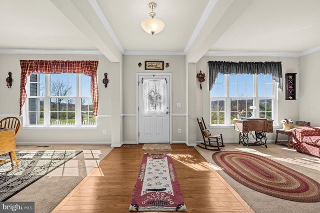 18184 PRESIDIO PL, Round Hill, VA 20141