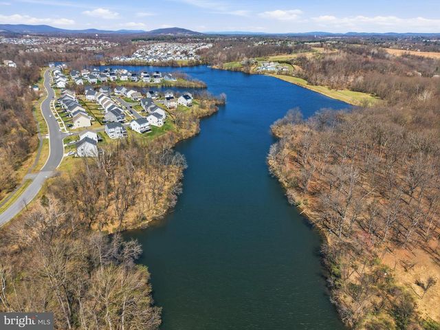 18184 PRESIDIO PL, Round Hill, VA 20141